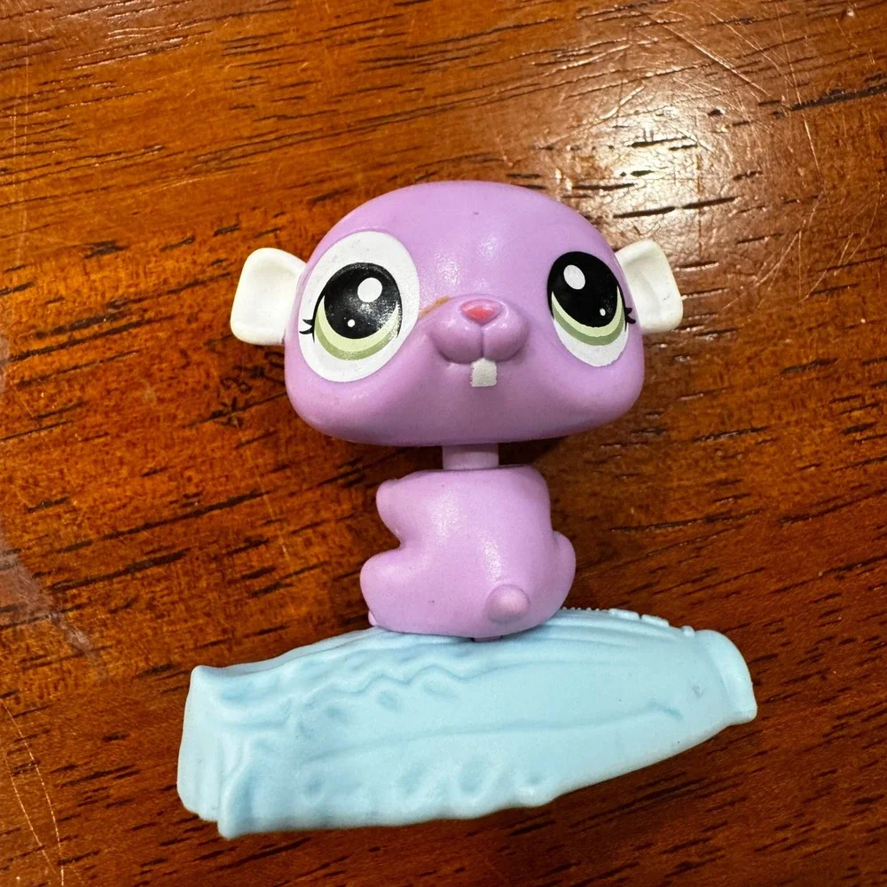 Littlest Pet Shop Purple Hamster on Surfboard McDonalds Happy Meal Toy 2010‎ LPS